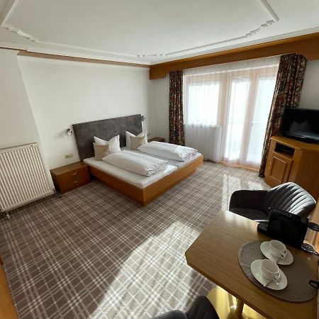 Gaestehaus Poell Mayrhofen Zewnętrze zdjęcie