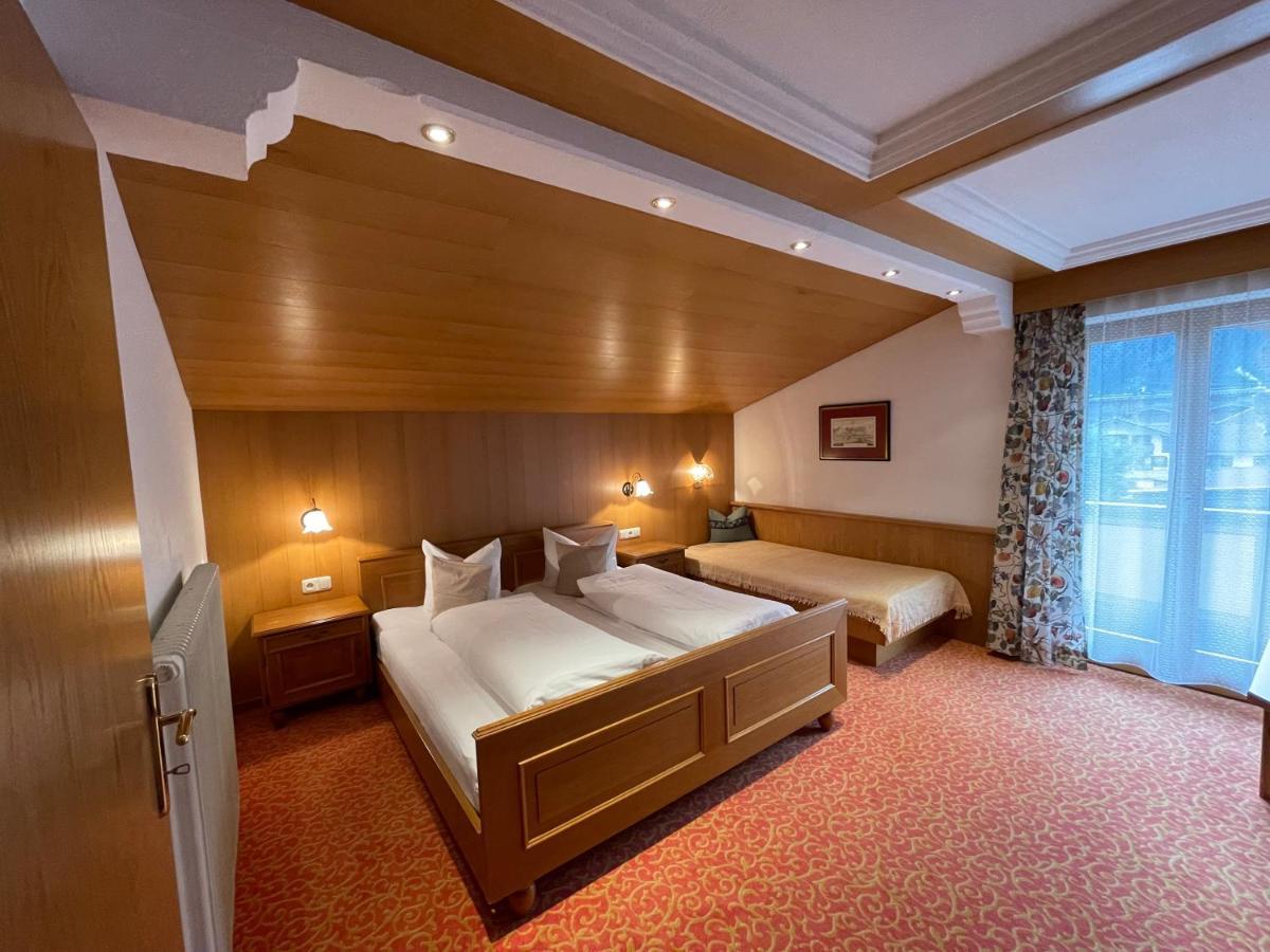 Gaestehaus Poell Mayrhofen Zewnętrze zdjęcie