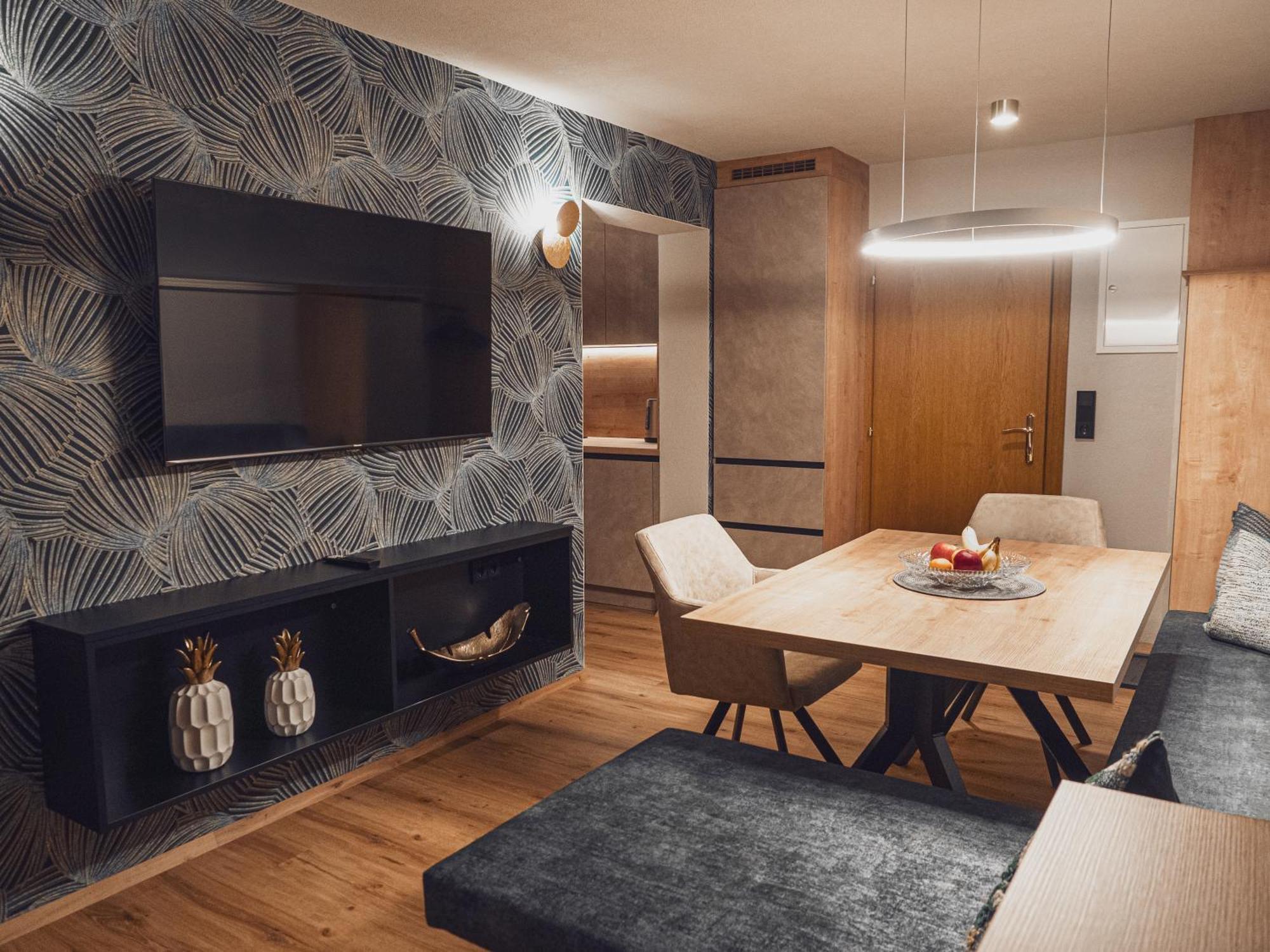 Gaestehaus Poell Mayrhofen Zewnętrze zdjęcie